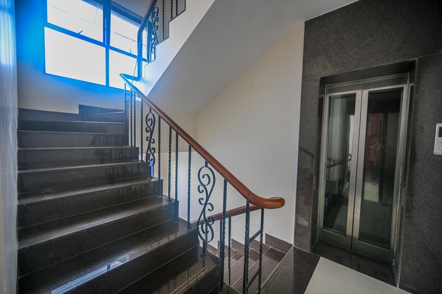 Malama Stay Ruturang Villa 4Bhk, โลนาวาลา ภายนอก รูปภาพ