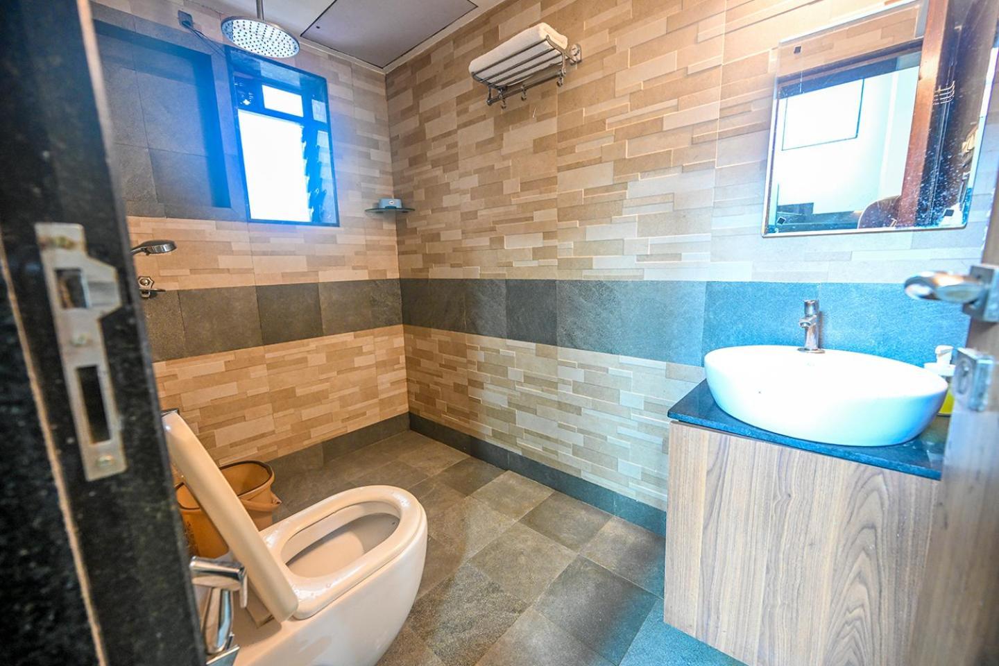 Malama Stay Ruturang Villa 4Bhk, โลนาวาลา ภายนอก รูปภาพ
