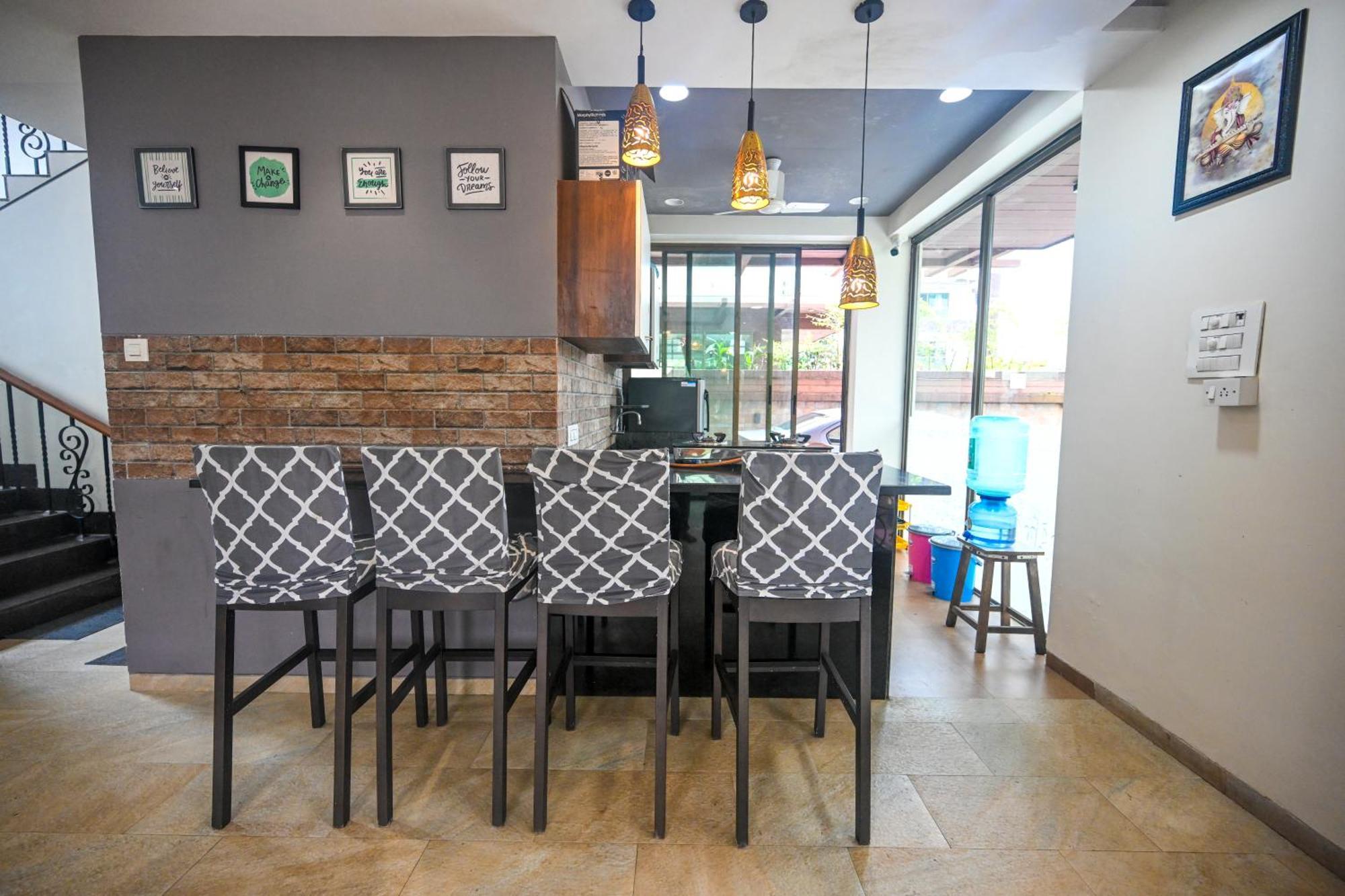 Malama Stay Ruturang Villa 4Bhk, โลนาวาลา ภายนอก รูปภาพ